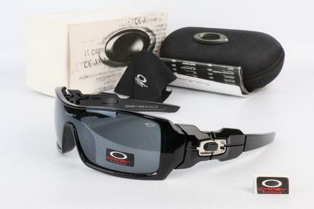 Oakley Boutique Sunglasses 073